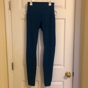 lululemon blue wunderunder leggings